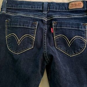 Levi’s 524 Too Superlow Skinny Jeans - Size 7M